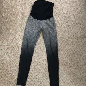 Beyond Yoga Maternity Leggings